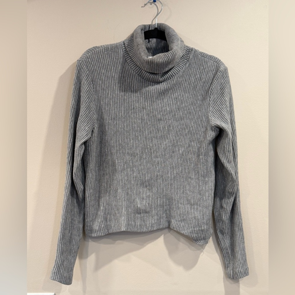 🔥Club Monaco Gray Turtleneck Ribbed Sweater Women’s Sz L EUC🔥